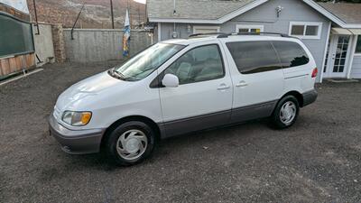 2001 Toyota Sienna LE   - Photo 4 - Canyon Country, CA 91351