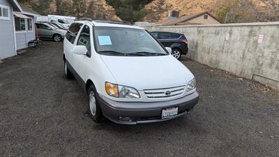 2001 Toyota Sienna LE   - Photo 15 - Canyon Country, CA 91351