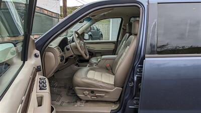 2002 Ford Explorer Eddie Bauer   - Photo 29 - Canyon Country, CA 91351