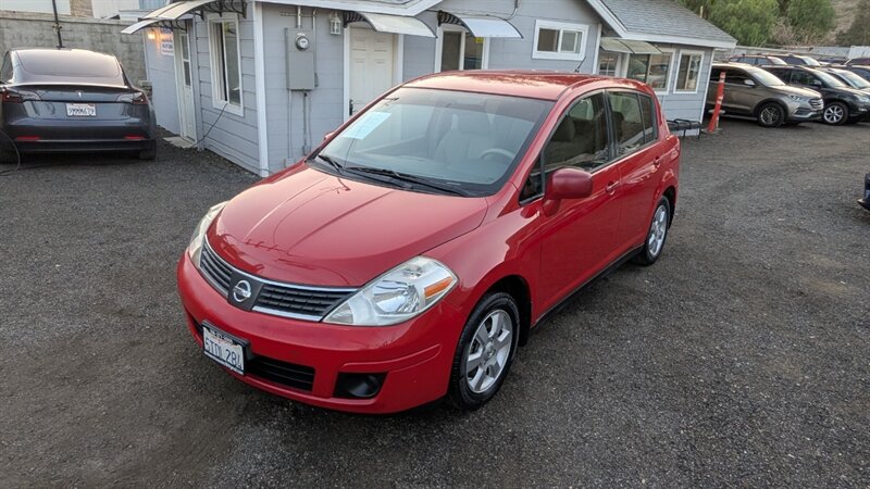 2007 Nissan Versa 1.8 S  