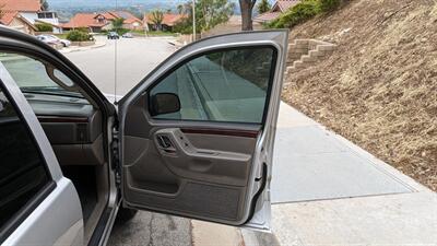 2004 Jeep Grand Cherokee Limited   - Photo 49 - Canyon Country, CA 91351