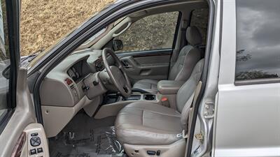 2004 Jeep Grand Cherokee Limited   - Photo 23 - Canyon Country, CA 91351