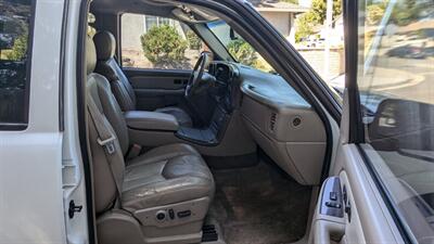 2003 GMC Yukon Denali   - Photo 23 - Canyon Country, CA 91351