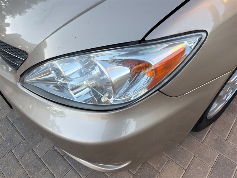 2002 Toyota Camry LE V6 - Photo 10 - Canyon Country, CA 91351