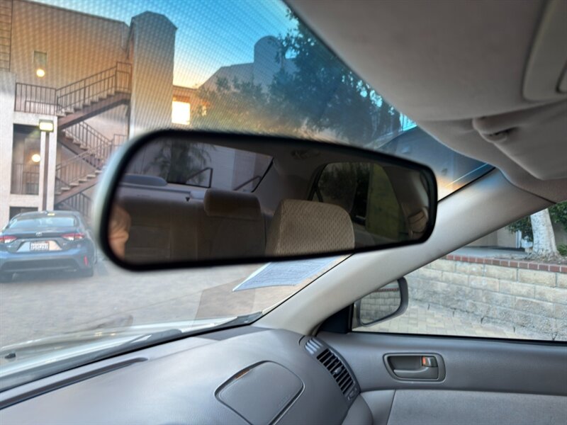 2002 Toyota Camry LE V6 - Photo 32 - Canyon Country, CA 91351