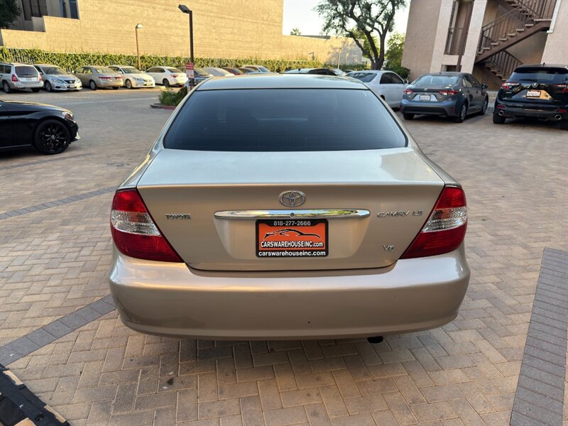 2002 Toyota Camry LE V6 - Photo 5 - Canyon Country, CA 91351