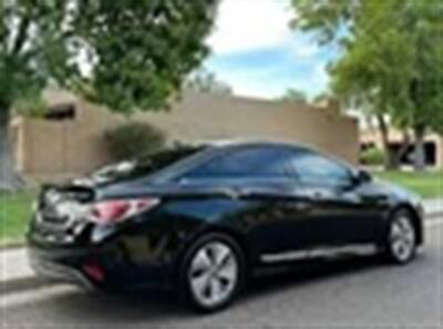 2014 Hyundai SONATA Hybrid Limited Sedan