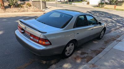 2000 Lexus ES 300   - Photo 9 - Canyon Country, CA 91351