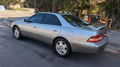 2000 Lexus ES 300   - Photo 6 - Canyon Country, CA 91351