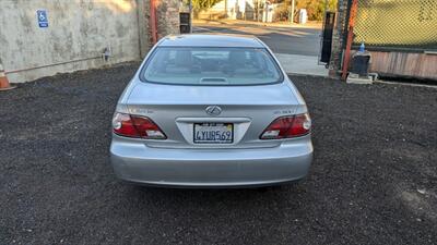 2002 Lexus ES 300   - Photo 10 - Canyon Country, CA 91351