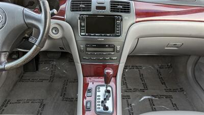 2002 Lexus ES 300   - Photo 42 - Canyon Country, CA 91351