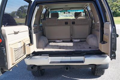 2001 Isuzu Trooper S   - Photo 18 - Tampa, FL 33614