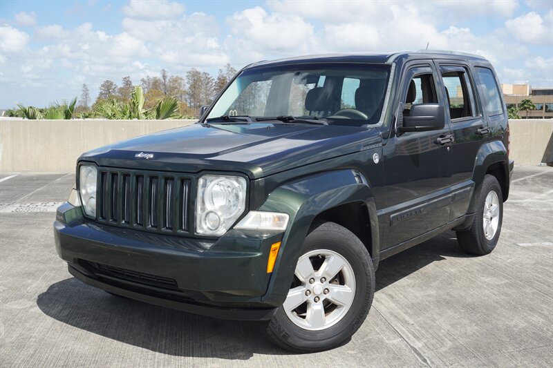 2011 Jeep Liberty Sport   - Photo 1 - Tampa, FL 33614