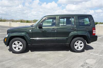 2011 Jeep Liberty Sport   - Photo 3 - Tampa, FL 33614