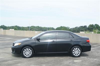 2012 Toyota Corolla LE   - Photo 3 - Tampa, FL 33614