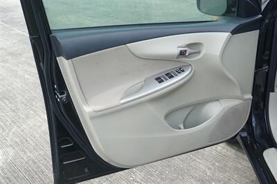 2012 Toyota Corolla LE   - Photo 19 - Tampa, FL 33614