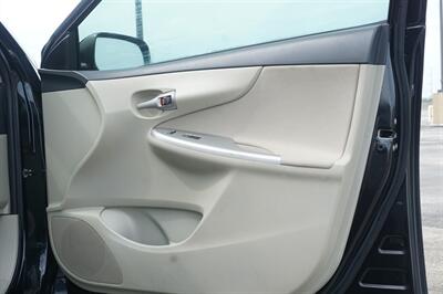 2012 Toyota Corolla LE   - Photo 21 - Tampa, FL 33614