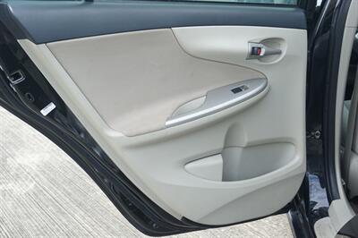 2012 Toyota Corolla LE   - Photo 20 - Tampa, FL 33614