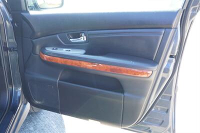 2004 Lexus RX 330   - Photo 22 - Tampa, FL 33614