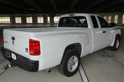 2008 Dodge Dakota SXT   - Photo 5 - Tampa, FL 33614