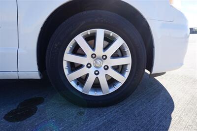 2013 Chrysler Town and Country Touring   - Photo 11 - Tampa, FL 33614