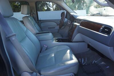 2012 Chevrolet Tahoe LT   - Photo 18 - Tampa, FL 33614