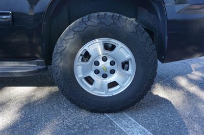 2012 Chevrolet Tahoe LT   - Photo 13 - Tampa, FL 33614