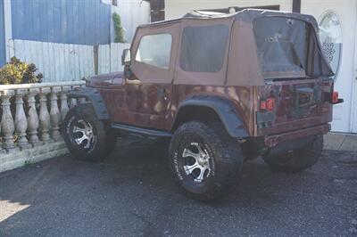 1991 Jeep Wrangler Islander   - Photo 2 - Tampa, FL 33614