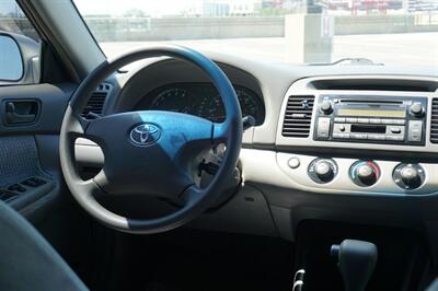 2002 Toyota Camry LE   - Photo 20 - Tampa, FL 33614