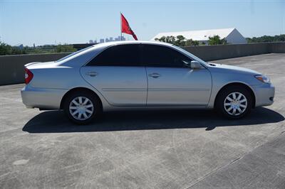 2002 Toyota Camry LE   - Photo 6 - Tampa, FL 33614