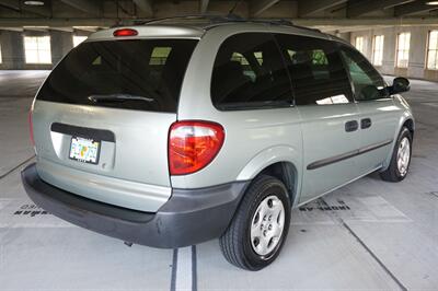 2003 Dodge Caravan SE   - Photo 5 - Tampa, FL 33614