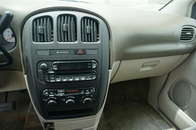 2006 Dodge Grand Caravan SE   - Photo 23 - Tampa, FL 33614