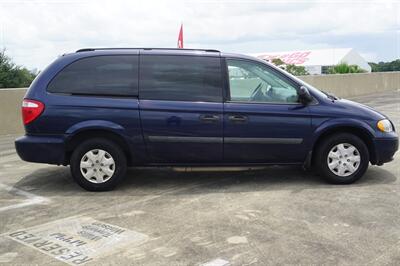 2006 Dodge Grand Caravan SE   - Photo 8 - Tampa, FL 33614