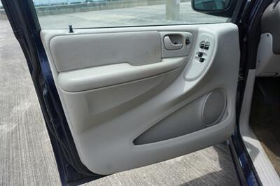 2006 Dodge Grand Caravan SE   - Photo 15 - Tampa, FL 33614