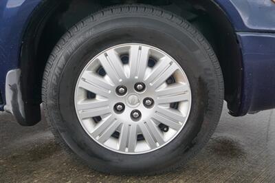 2006 Chrysler Town and Country   - Photo 22 - Tampa, FL 33614