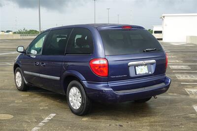 2006 Chrysler Town and Country   - Photo 4 - Tampa, FL 33614