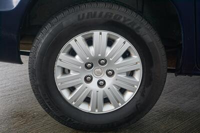 2006 Chrysler Town and Country   - Photo 21 - Tampa, FL 33614