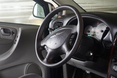 2006 Chrysler Town and Country   - Photo 15 - Tampa, FL 33614