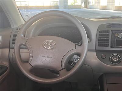 2006 Toyota Camry LE   - Photo 11 - Tampa, FL 33614