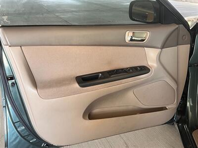 2006 Toyota Camry LE   - Photo 16 - Tampa, FL 33614