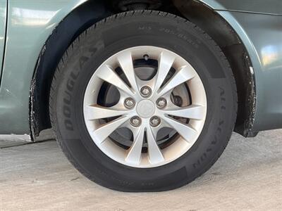 2006 Toyota Camry LE   - Photo 15 - Tampa, FL 33614