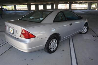 2001 Honda Civic LX   - Photo 6 - Tampa, FL 33614