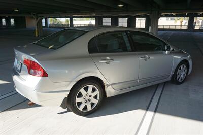 2006 Honda Civic LX   - Photo 7 - Tampa, FL 33614