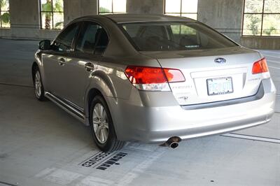 2010 Subaru Legacy 2.5i Premium   - Photo 6 - Tampa, FL 33614