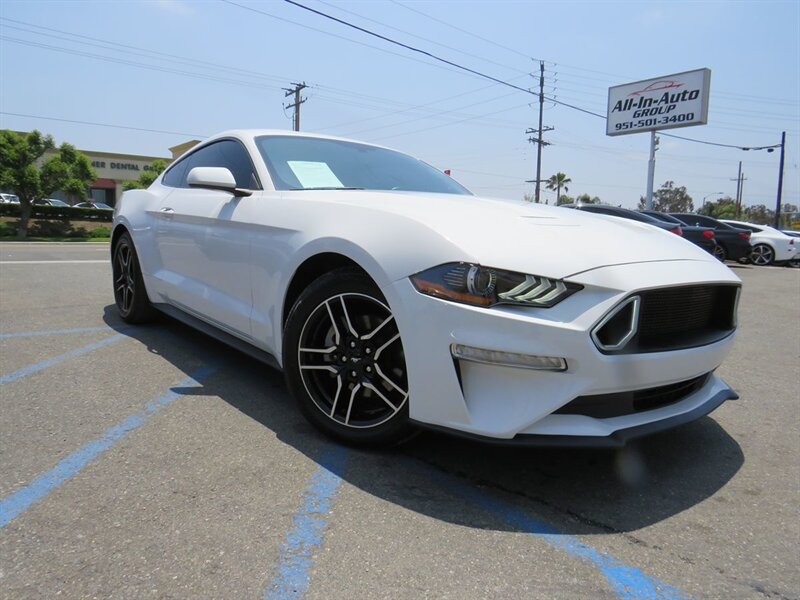 2020 Ford Mustang EcoBoost photo 2