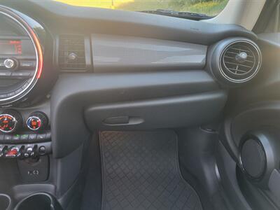 2014 MINI Hardtop Cooper   - Photo 12 - Elyria, OH 44035