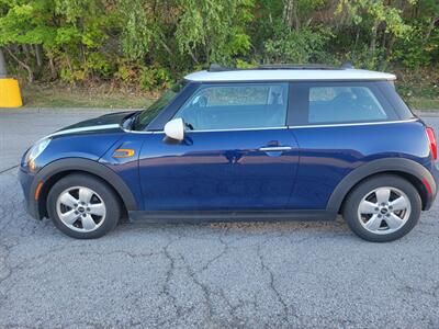 2014 MINI Hardtop Cooper   - Photo 2 - Elyria, OH 44035