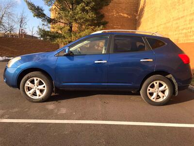 2010 Nissan Rogue SL   - Photo 2 - Elyria, OH 44035