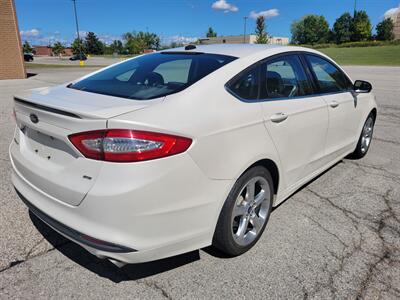 2014 Ford Fusion SE   - Photo 5 - Elyria, OH 44035