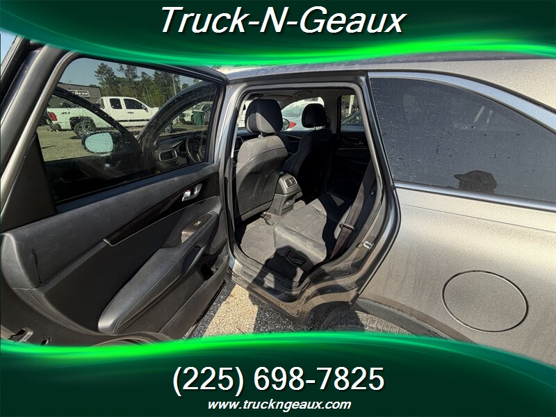 2016 Kia Sorento LX - Photo 7 - Walker, LA 70785-5946